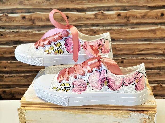 Снимка на Orchid sneakers