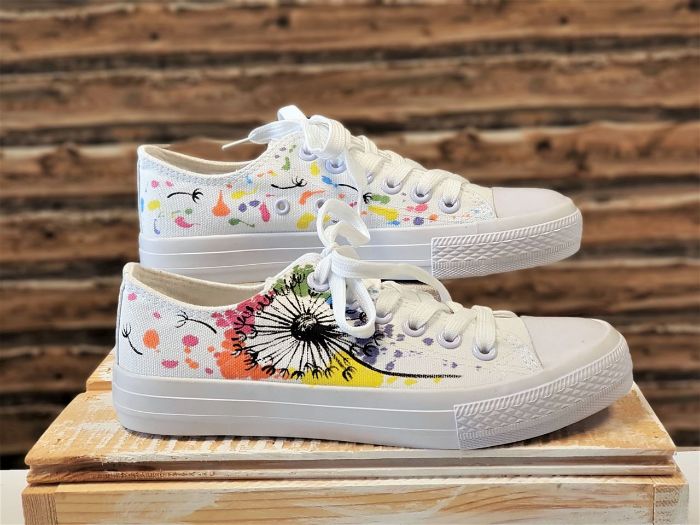 Снимка на Dandelion sneakers