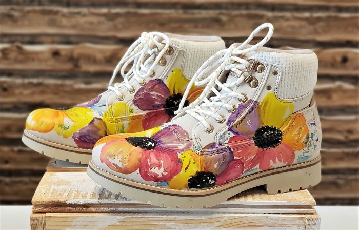 Снимка на Colorful Flower boots