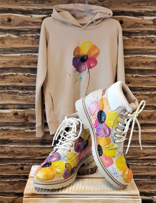 Снимка на Colorful Flower boots