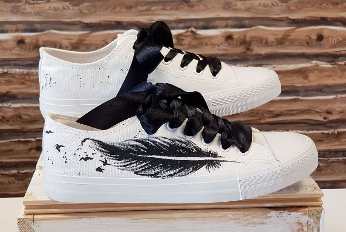 Снимка на Feather sneakers