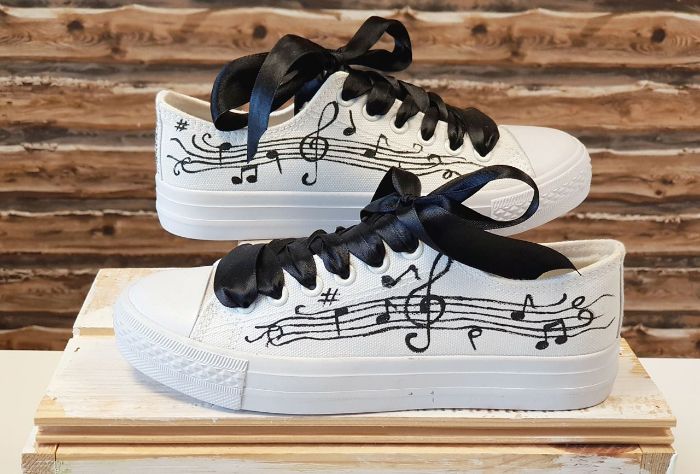 Снимка на Music sneakers