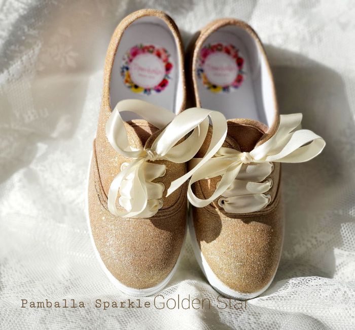 Снимка на Sparkle Gold wedding sneakers