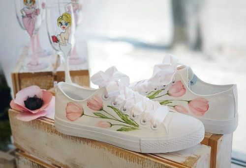 Снимка на Eustoma Flower wedding sneakers