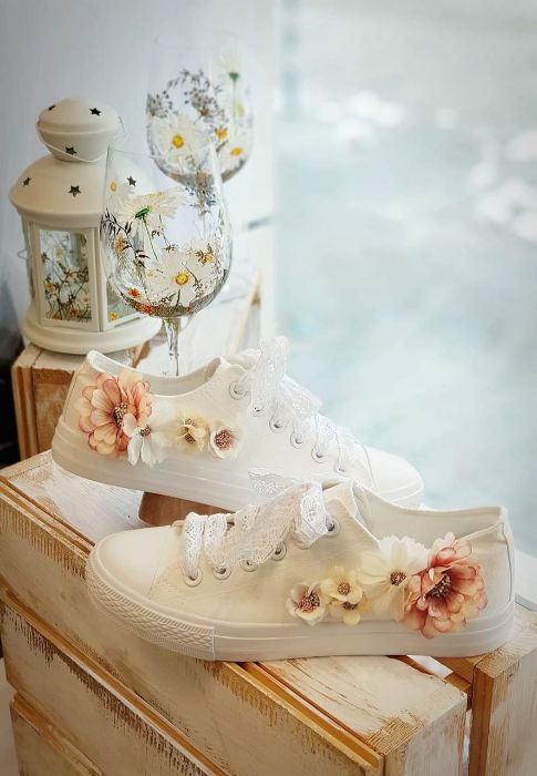 Снимка на 3D Flowers wedding sneakers