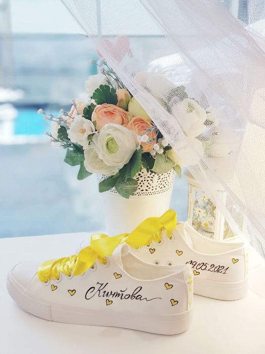 Снимка на Sweet Yellow Hearts wedding sneakers