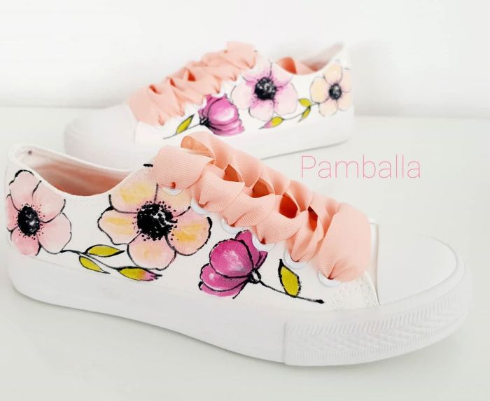 Снимка на Tender Flower sneakers