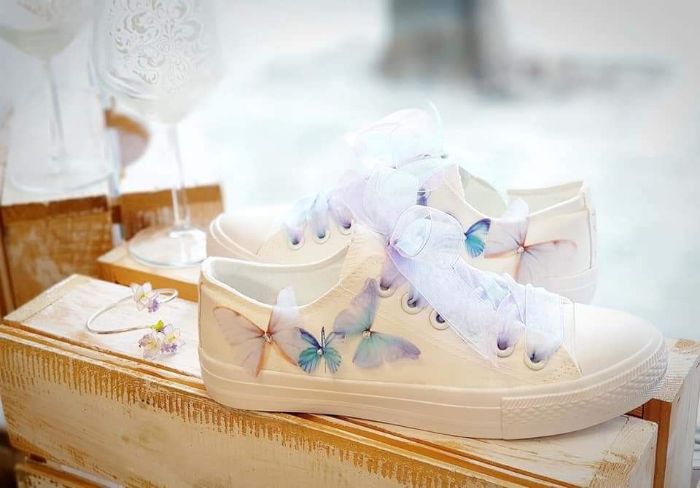 Снимка на Butterfly sneakers