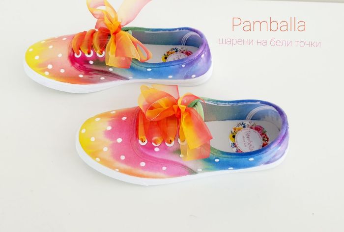 Снимка на Galaxy sneakers