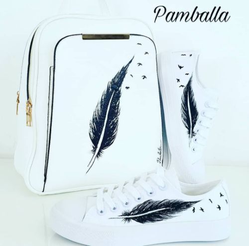 Снимка на Feather backpack 