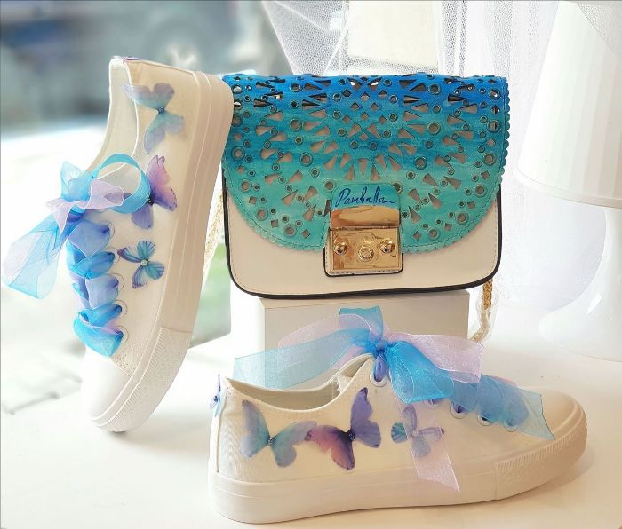 Снимка на Blue - Violet Butterflies sneakers