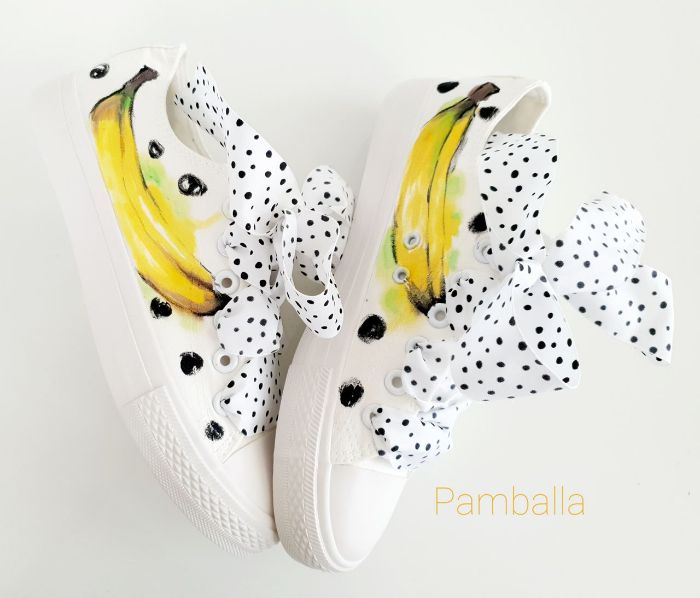 Снимка на Banana sneakers