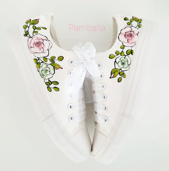 Снимка на Roses wedding sneakers