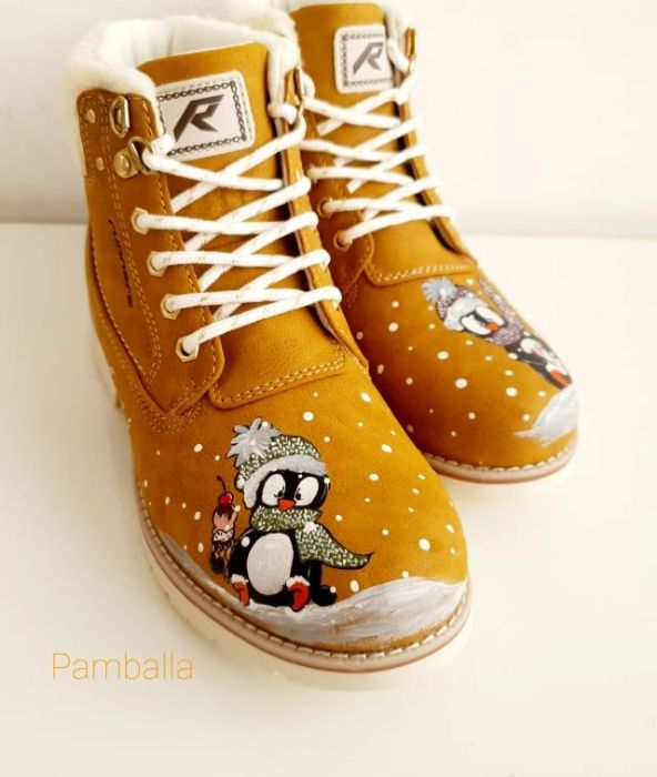 Снимка на Caramel Penguin boots