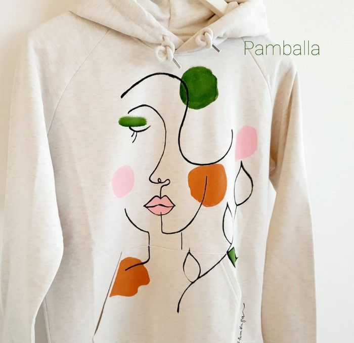 Снимка на Abstract beauty hoodie 