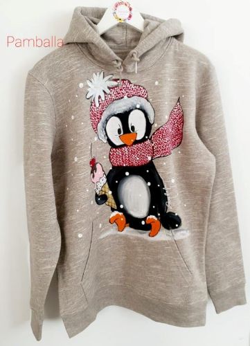 Снимка на Penguin with the red scarf hoodie 