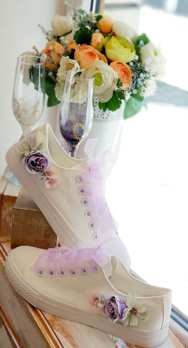 Снимка на 3D Flowers Lilac sneakers 