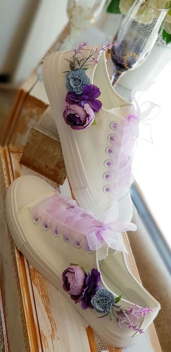 Снимка на 3D Flowers Lilac sneakers 