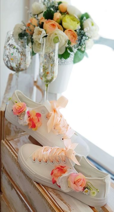 Снимка на 3D Flowers Peach sneakers 