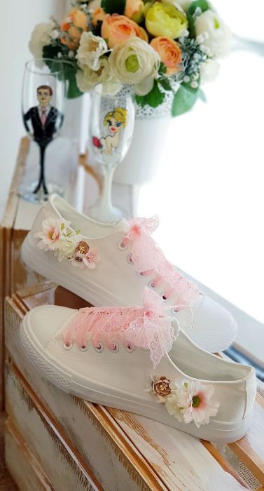 Снимка на 3D Flowers Pink sneakers 