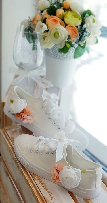 Снимка на 3D Flowers White sneakers 