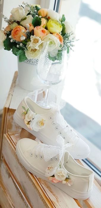 Снимка на 3D Flowers White sneakers 