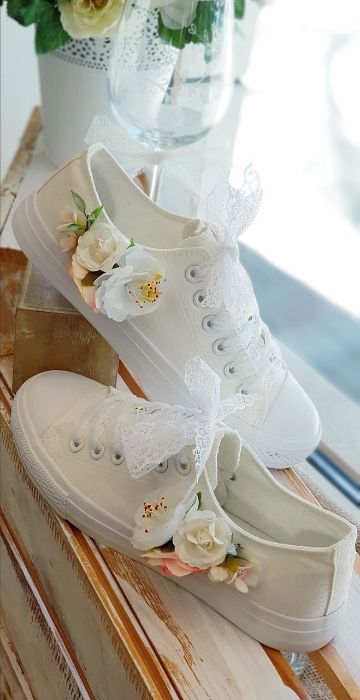 Снимка на 3D Flowers White sneakers 