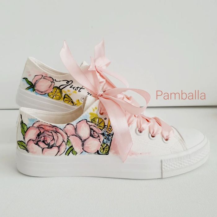 Снимка на Peonies wedding sneakers