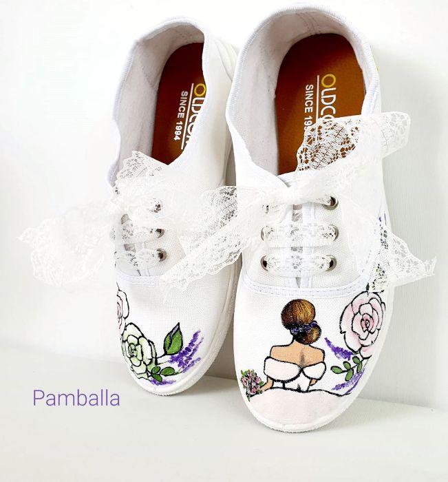 Снимка на Roses and Lavender wedding sneakers