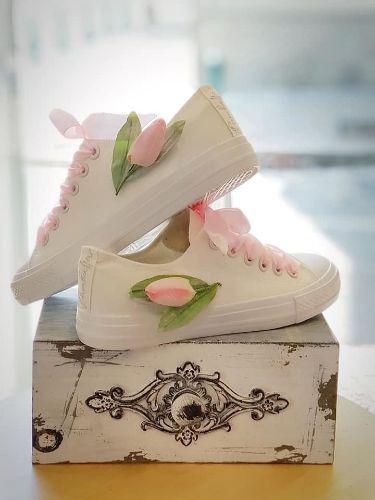 Снимка на 3D Tulips sneakers 