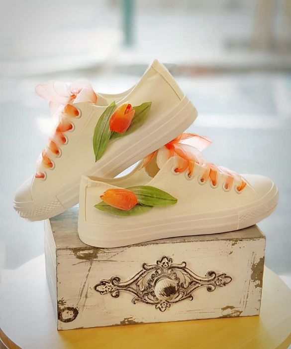 Снимка на 3D Tulips sneakers 