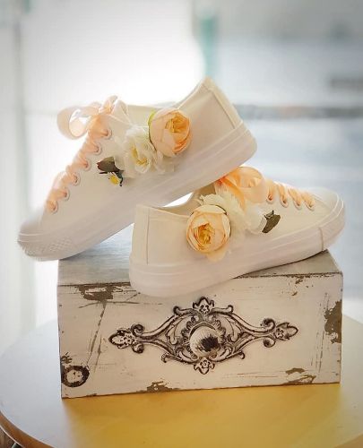 Снимка на 3D Flowers Peach sneakers 