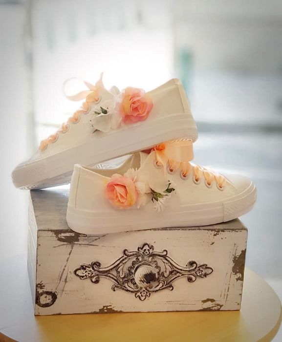 Снимка на 3D Flowers Peach sneakers 