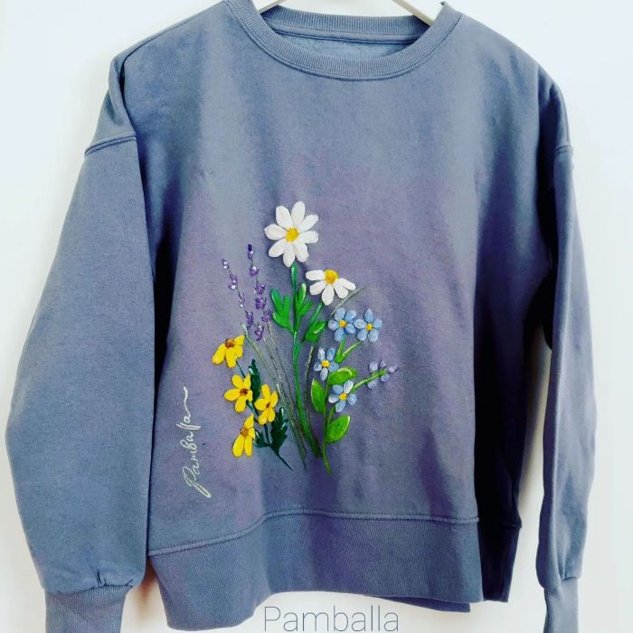 Снимка на Flowers Soft Sweatshirt