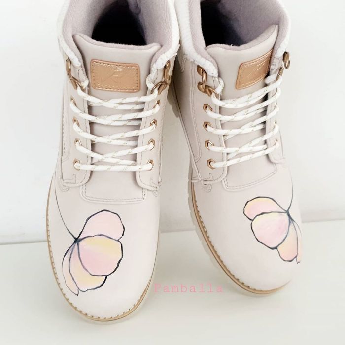 Снимка на Tender Flower boots