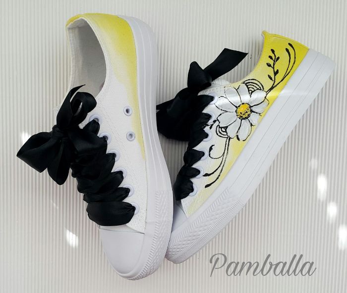 Снимка на Daisy sneakers