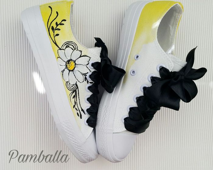 Снимка на Daisy sneakers