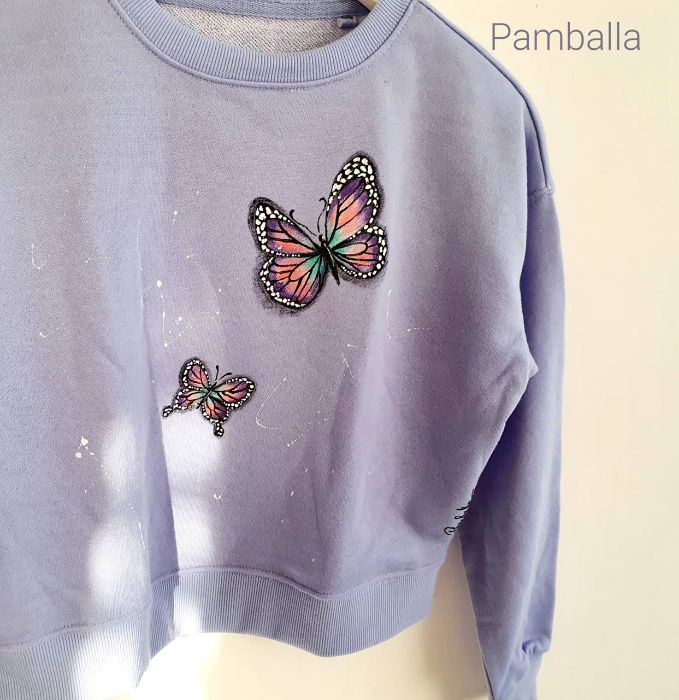 Снимка на Butterflies  Oversize Sweatshirt