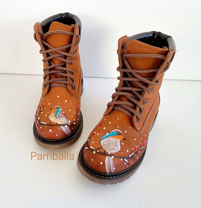 Снимка на Snowbirds caramel boots