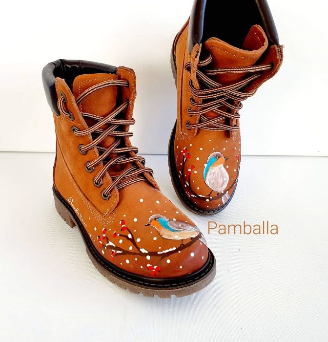 Снимка на Snowbirds caramel boots