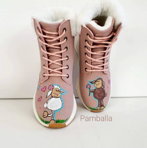 Снимка на Sheeps in love  boots