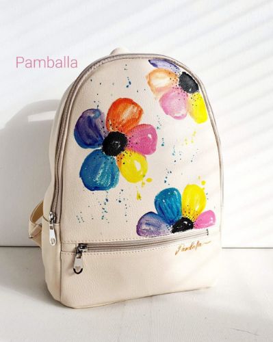 Снимка на Colorful flowers backpack