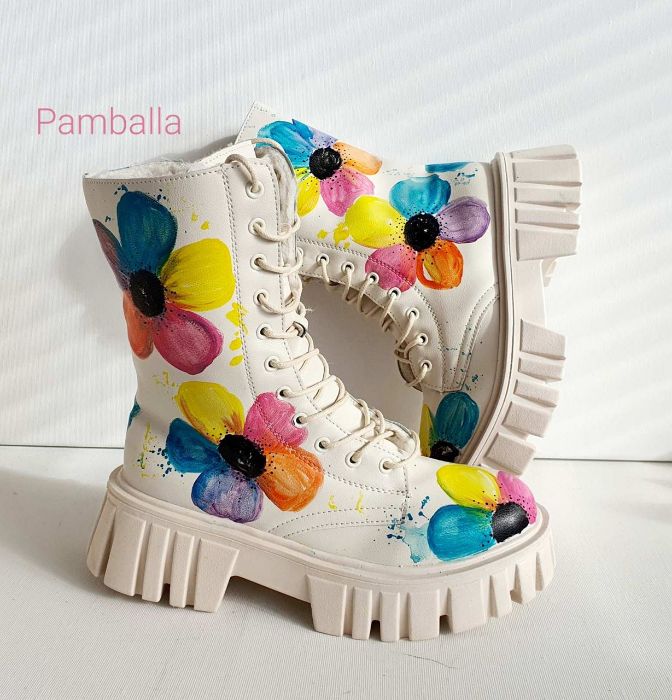 Снимка на Colorful flowers boots