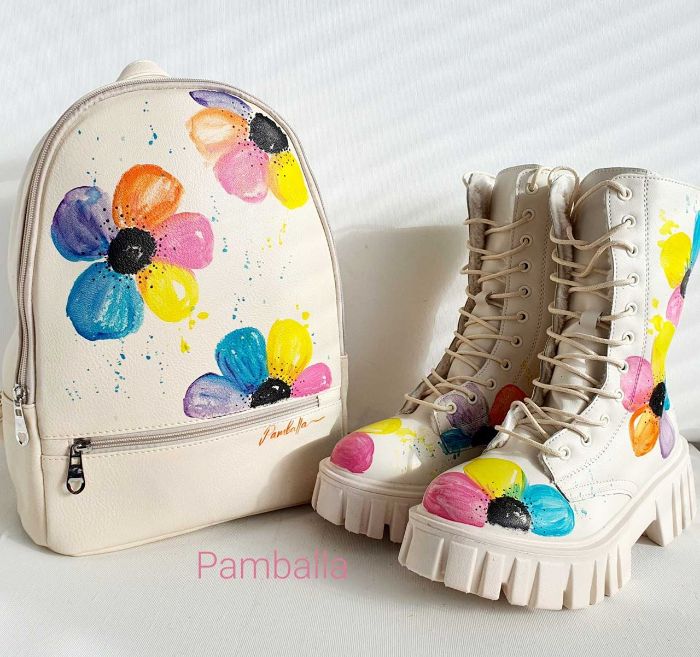 Снимка на Colorful flowers boots